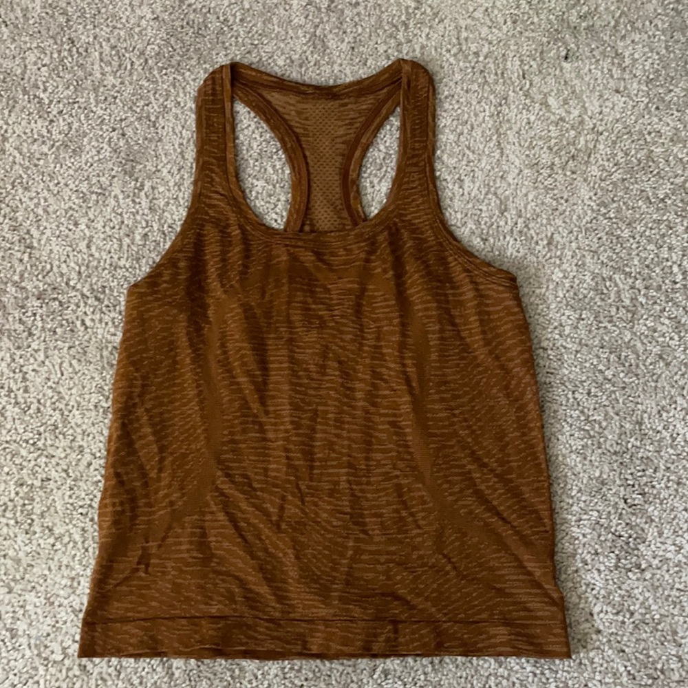 Lululemon swiftly tech race length tank top